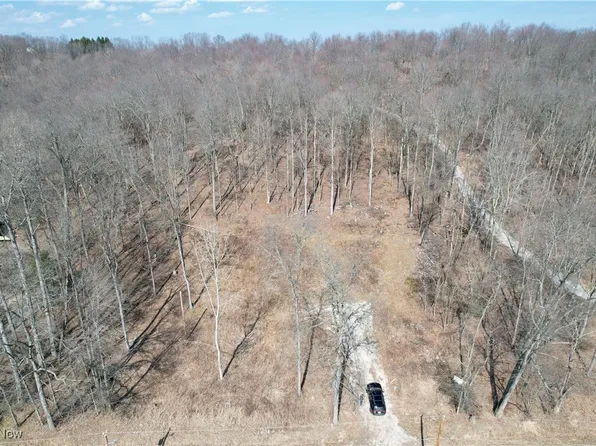 1855 Laramie Rd NW, Carrollton, OH 44615