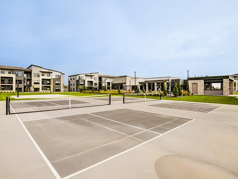 Ovation Apartments — Photo 18