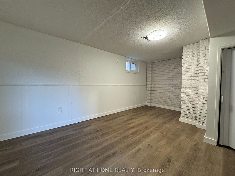 Kitchener House for rent - 1 Bedroom — photo 8