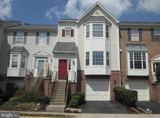 6876 Kerrywood Cir, Centreville, VA 20121