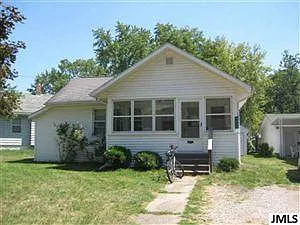 2543 Norwood Rd photo 1