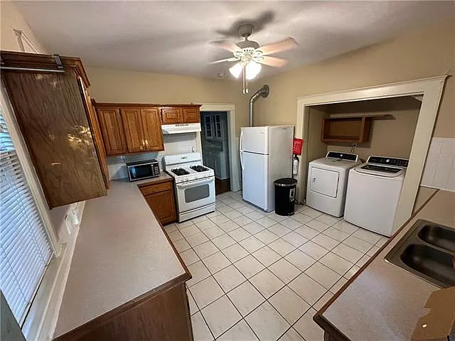 2308 Audubon St — Photo 4