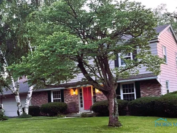 1009 Kennedy Ln, Fostoria, OH 44830