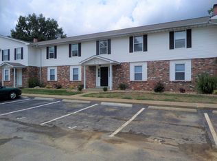 2200 Willott Rd APT H, Saint Peters, MO 63376