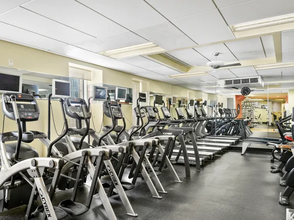 173 Riverside Drive image 20 of 22