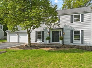 37 Musket Ln, Pittsford, NY 14534