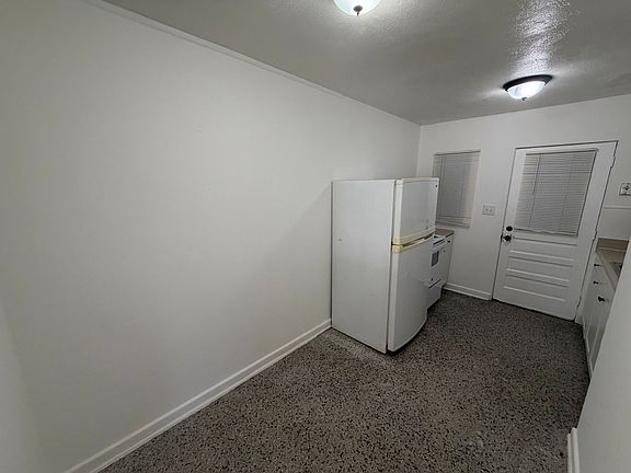 4th image of 2109 S Mills Ave