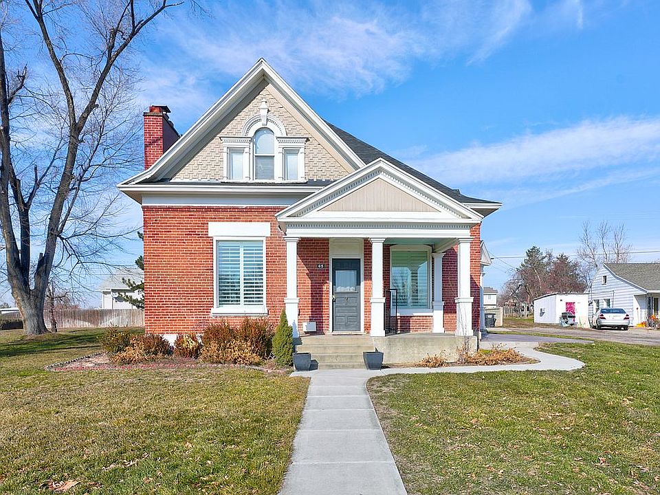 AirBNB House