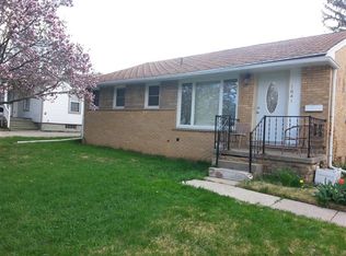 1041 Andrus Ave, Lansing, MI 48917