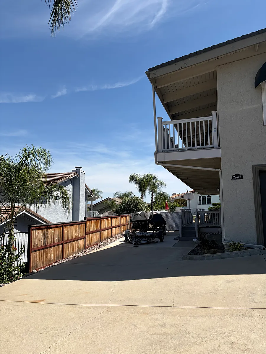 Building Photo - 22446 Loch Lomond Dr