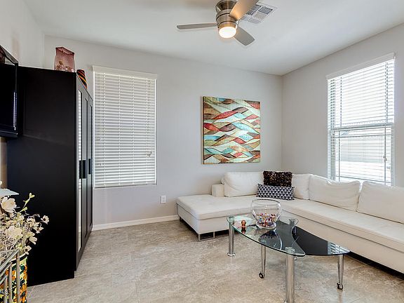 3rd image of 41698 W Anne Ln
