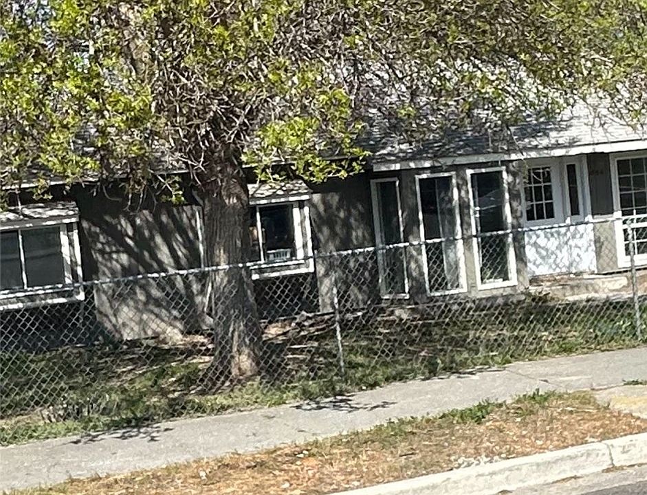 1st image of 854 S Grand Drive