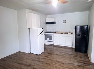 310 N Springfield Ave APT 2, Green Forest, AR 72638