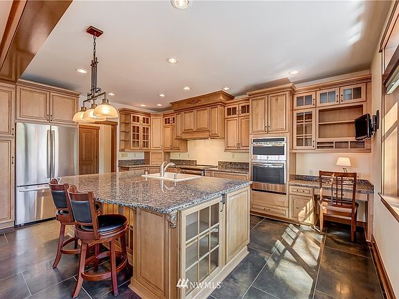 2nd image of 13606 SE 26th Street