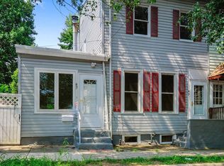67 Mary St, Bordentown, NJ 08505