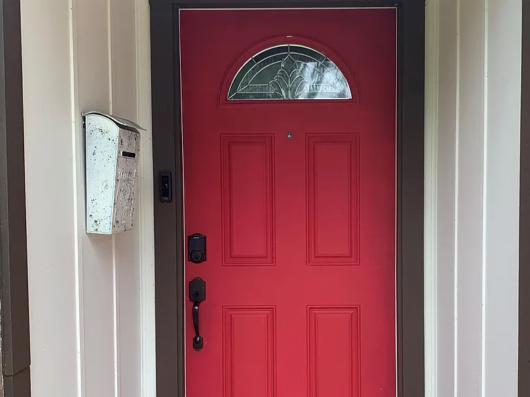 1109 N Noble Rd — Photo 2