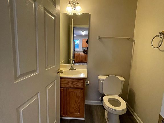 1st Floor bathroom