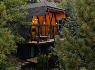 27592 W Shore Rd, Lake Arrowhead, CA 92352