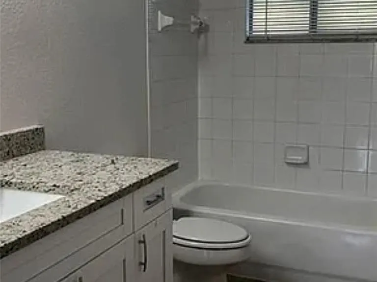8304 Key Royal Cir #1712 — Photo 8