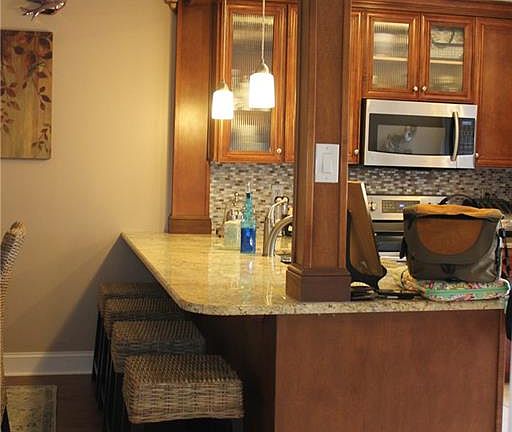 4th image of 905 SW 48th Ter APT 201
