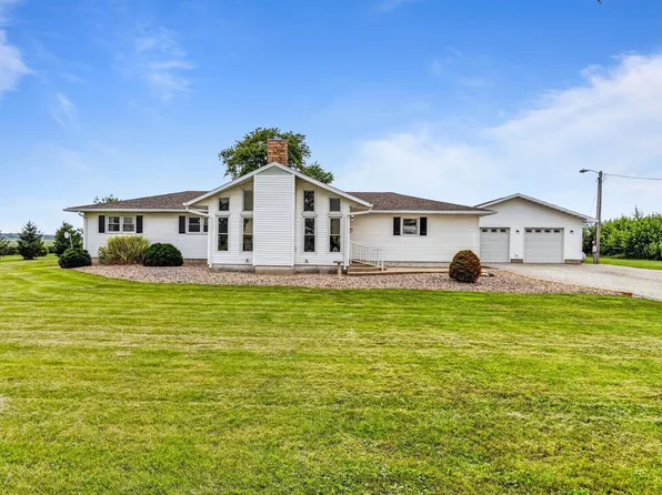 40 E 950 North Rd, Cerro Gordo, IL 61818