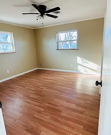 2nd image of 2307 Carver Dr