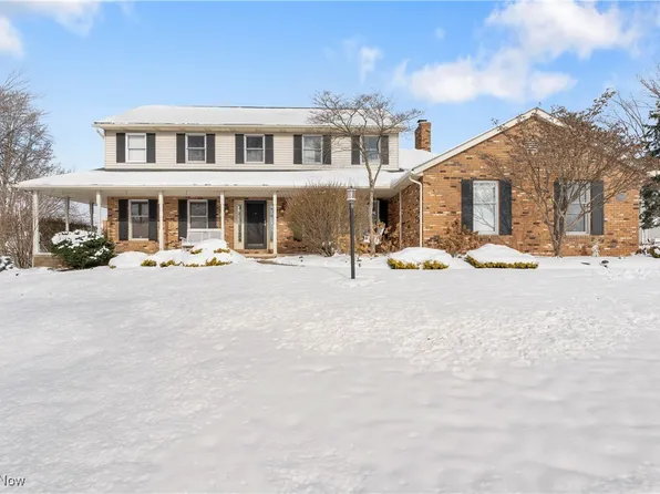 3387 Stratham Cir NW, Canton, OH 44708