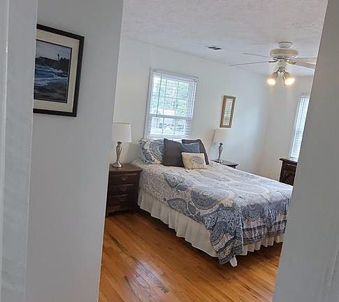 4th image of 113 Westdale Ave
