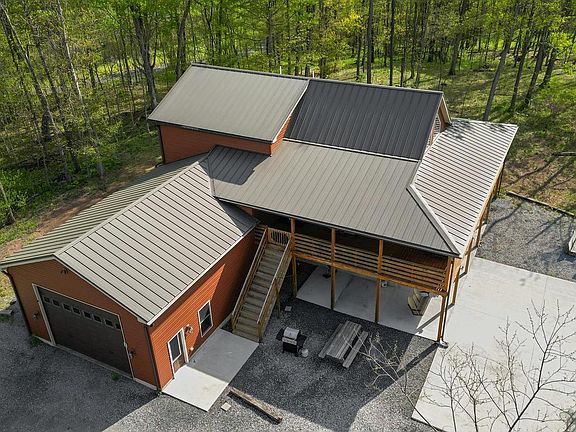 5th image of 11007 Sugar Maple Ln