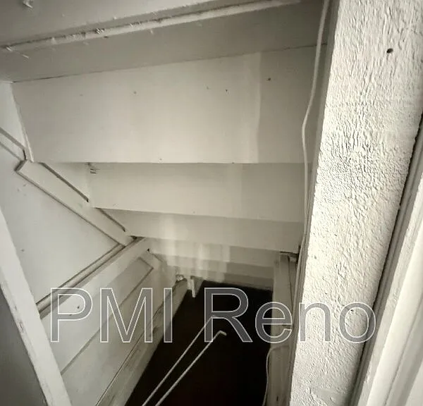 46 W 10th St #5 — Photo 4