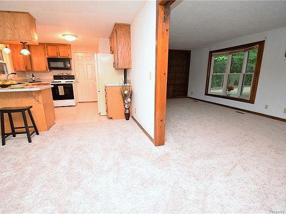 5th image of 5288 Creekwood Ln