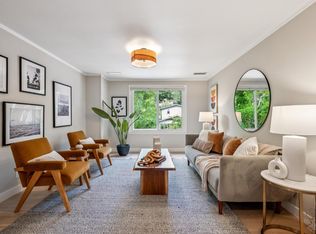 9 Manor Rd, Fairfax, CA 94930