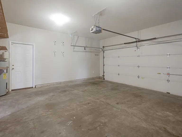 125 Cloverwood Dr SW — Photo 25