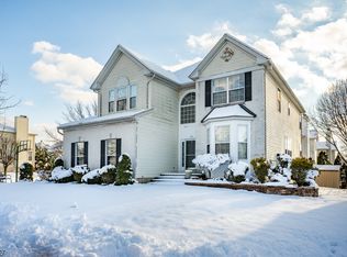 37 Sterling Dr, Bridgewater, NJ 08807