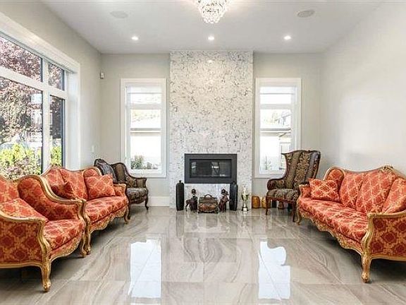 5th image of 7488 Cartier St