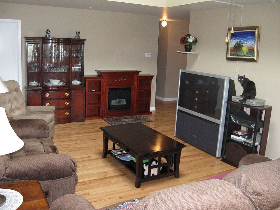 2 Story Family Room