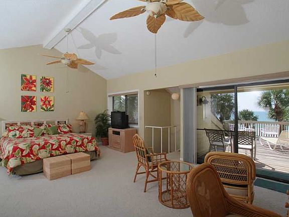 5th image of 2100 Gulf Blvd APT 6