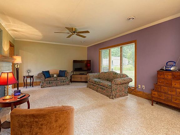 4th image of 2505 Grand Blvd