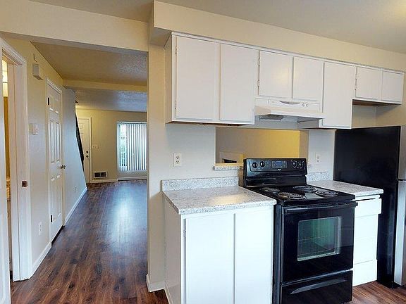 4th image of 21914 64th Ave W APT 2