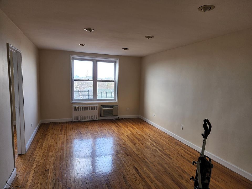 1st image of 55 Austin Pl APT 6K