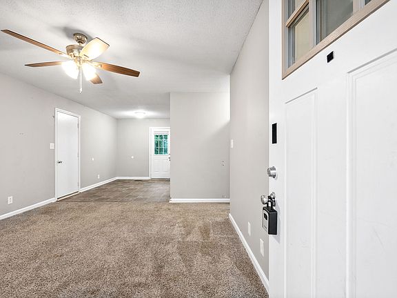 4th image of 534 Gainey Dr