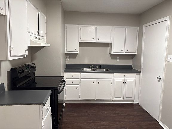 5th image of 3764 Windermere Rd