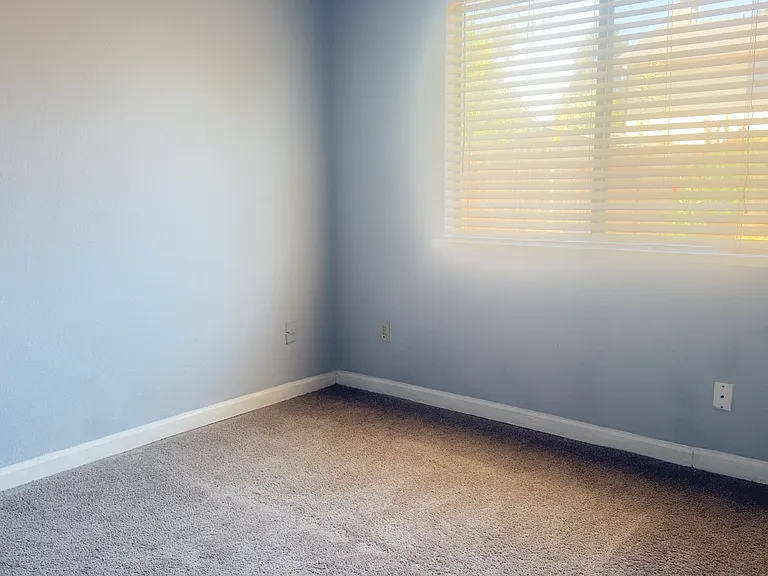 4873 Tomasini Way — Photo 23