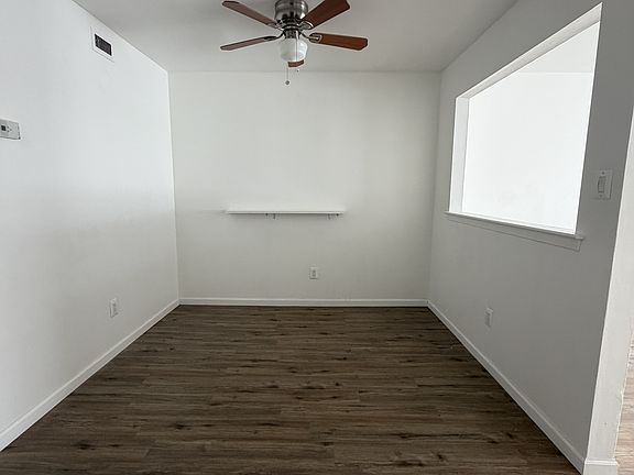 4th image of 1019 Oakwood Dr #A