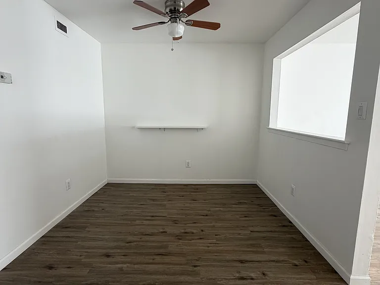 1019 Oakwood Dr #A — Photo 4
