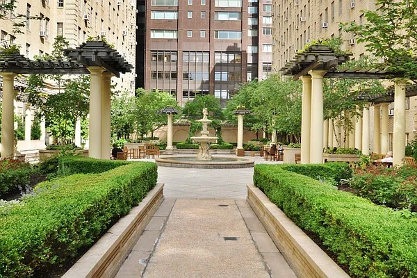 Rented by Corcoran | media 13