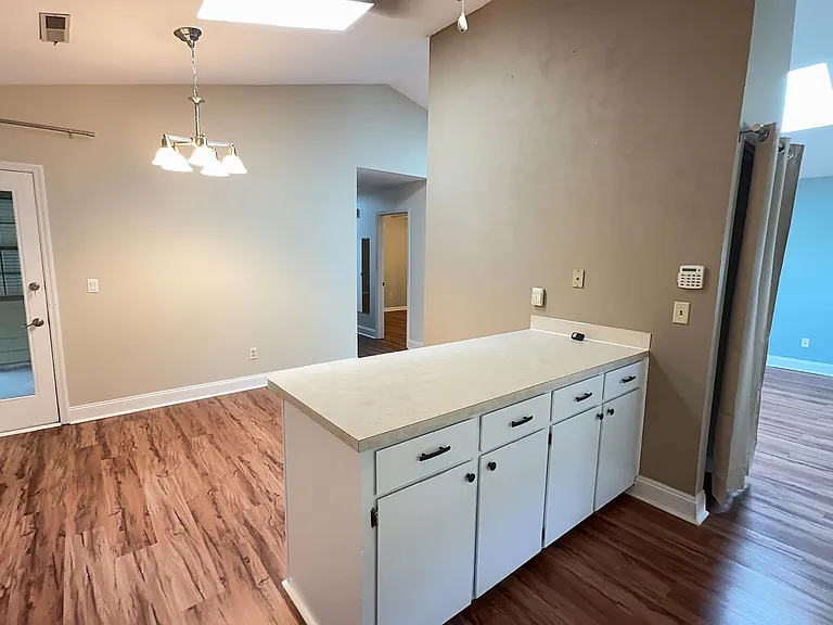8257 Timberidge Ct — Photo 10