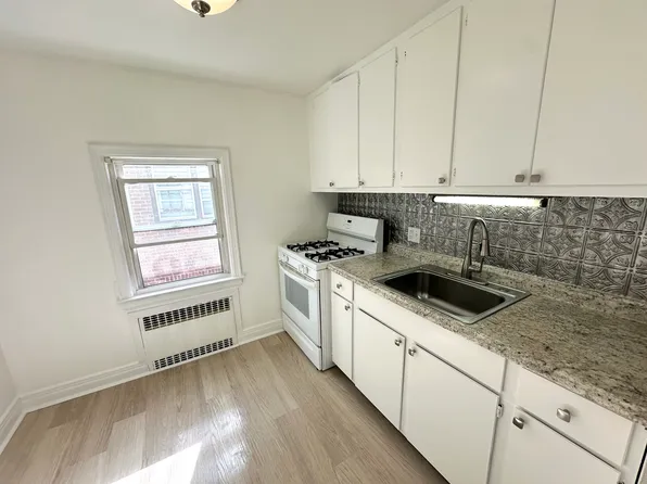 88 Hawthorne Ave #3, Albany, NY 12203