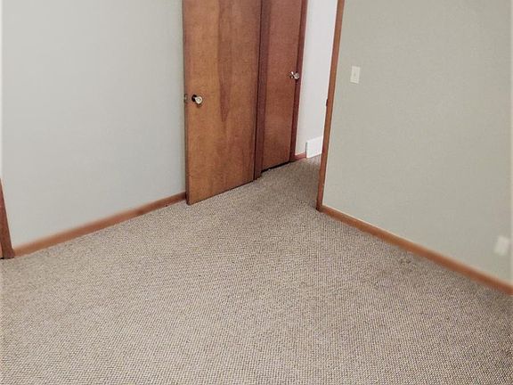 5th image of 10503 Parkhurst Dr APT 2