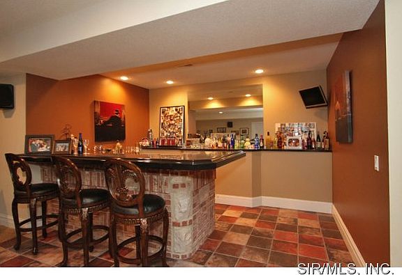 4th image of 9 Coleridge Dr
